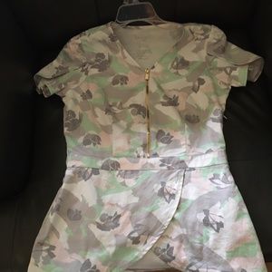 XS Jaanuu limited edition Glamping Tulip top